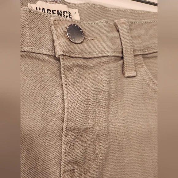 L'AGENCE Ryland Short shorts in marsh green size 25 - Picture 11 of 13